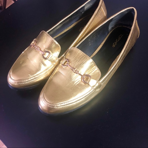 TOPSHOP Gold Cuffed Loafers - Picture 5 of 5